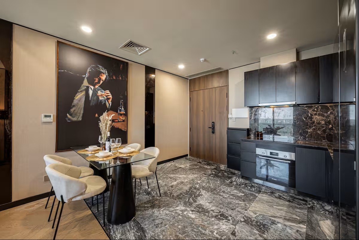 2군 LUMIERE Riverside | 매력적인 3베드룸 아파트